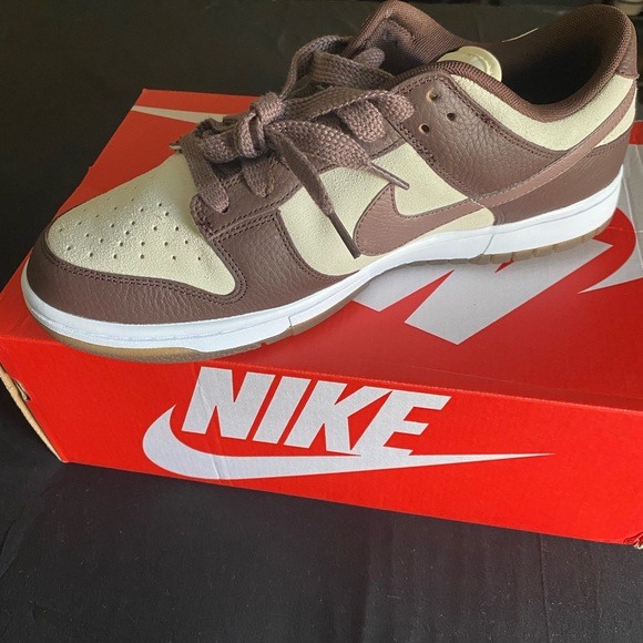 Dunk Low 'Plum Eclipse'